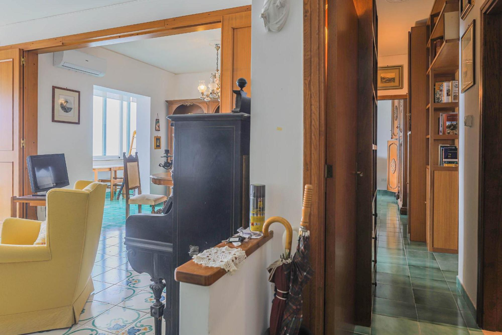 Sea Inside Apartment Amalfi Exterior photo